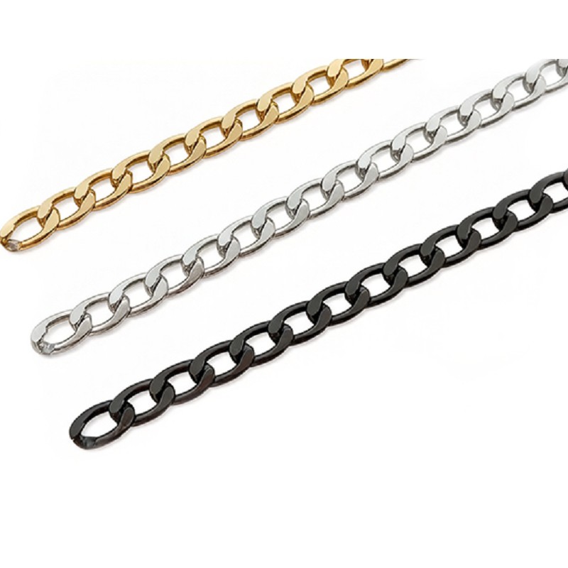 Ozdobný železný řetěz